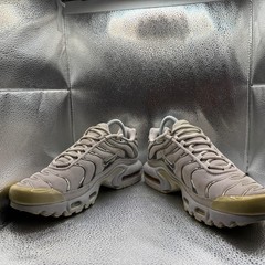 Size 7Y Nike Air Max Plus TN Vachetta Tan Metallic Gold Kids Shoes FZ0977-001