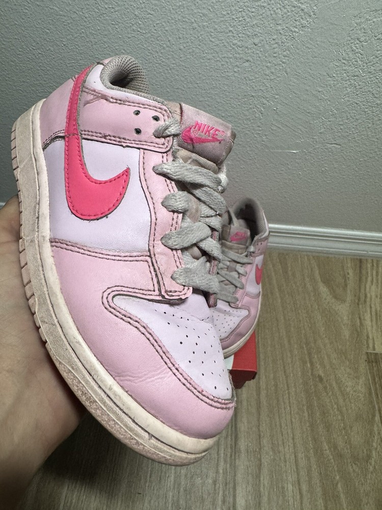 Nike Dunk Low Triple Pink Little Kids Sz 1Y DH9756-600 Pink Foam Barbie PS Used