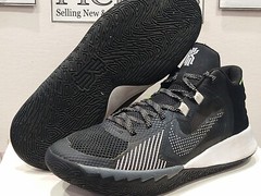 Nike Kyrie Flytrap V (GS) – DD0340 002 – Black / Cool Grey – 7Y / Womens: 8.5