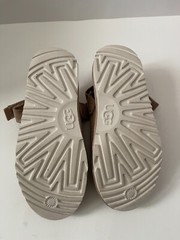 NEW Ugg Goldenstar Slip On Slingback Clogs ~ Sand ~ Kid’s Size 4 ~ Ladies Size 6