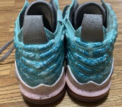 Nike Lebron XVII 17 (GS )South Beach Basketball BQ5594-444 Sz 6.5Y Women’s Sz 8