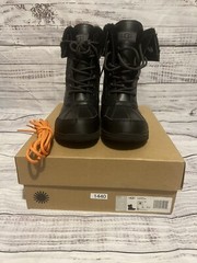 NWOB KIDS SIZE 4 BLACK UGG 1098890K BUTTE II CWR COLD WEATHER LEATHER BOOTS