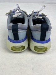 Nike Air Max 2021 Ghost Obsidian Ashen Slate DA3199-002 Youth 4Y Kids