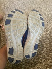 Reebok size 5 1/2 big kid athletic shoe