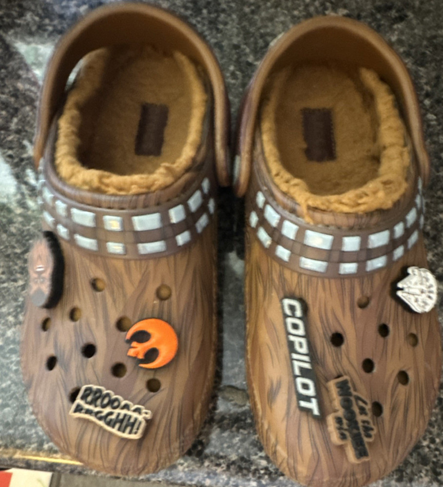 Crocs Star Wars Chewbacca Classic Lined Kids Clog Brown Faux Fur Slip On 6