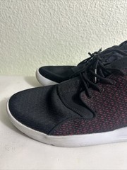 Jordan Eclipse BG ‚Black Gym Red Youth Size 7Y 724042-021