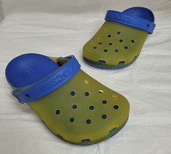 Crocs Kids Unisex Blue Green Shoes Beach Pool Yard Travel Slip On Size J3 Nice