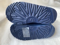 NWD UGG Neumel II Boot Dark Ocean Blue Big Kids US 2 / UK 1 / EUR 33.5