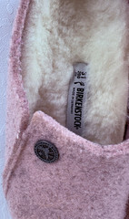 Birkenstock Zermatt Shearling Lined Slide Slippers Kids Sz US 13 EU31 Pink Felt