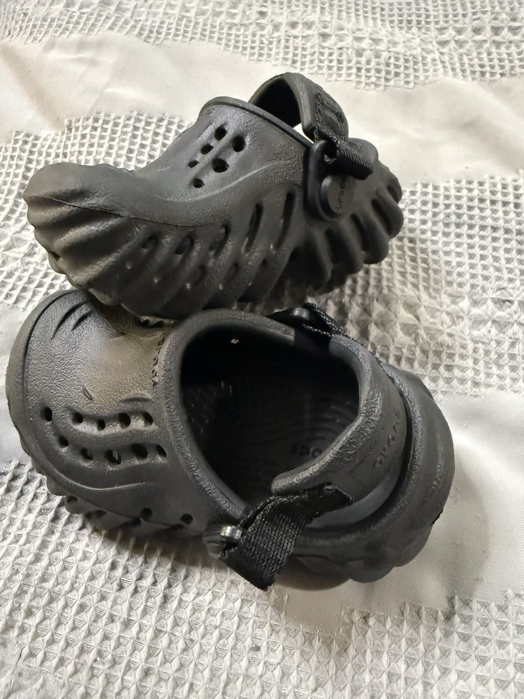 Crocs Unisex Toddler Echo Clog Size C4 Black Play Shoes For Kids Slip On