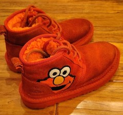 Uggs Sesame Street Elmo Red Winter Chukka Boots Shoes Youth Kid’s Size 1