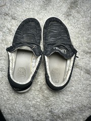 Hey Dude Wally Youth Stretch BlackLightweight Casual Kids Size 5 J5