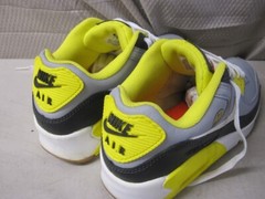 Nike Youth Air Max 90 LTR Wolf Gray Anthracite Yellow Kid’s 6.5Y – Display Model