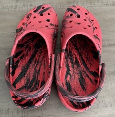 Crocs LOT. Size 6