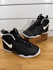 NIKE Foamposite PRO (GS) BLACK/WHITE-BLACK [644792 006] US SZ 4Y B40