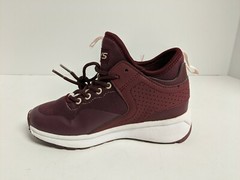 Heelys Piper Mid Top Sneaker, Burgundy, Youth 1