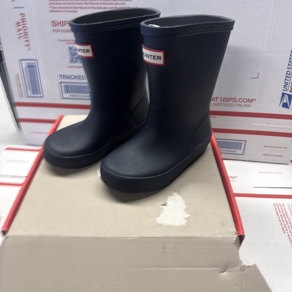 HUNTER KIDS FIRST CLASSIC Rain Boots Black US Kids Size 6B/7G NEW NIB