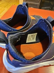 Size 5.5 (Big Kid) – Nike Flex Runner Shoe, Midnight Navy Blue/Picante Red/White