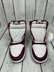 Nike Air Jordan 1 Retro High OG GS High Top Bordeaux/White/Silver 4Y 575441-611