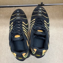 Nike Air Max Plus TN Black Volt Orange GS 655020-084 SZ 4Y or Womens Sz. 5.5