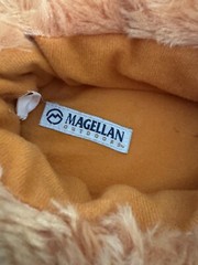 Fox Slippers – Magellan Outdoors – Size M6-7