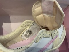 Jordan 1 Retro Low OG SP Travis Scott ‚Shy Pink‘ (PS) – Size 3Y IQ7605-100