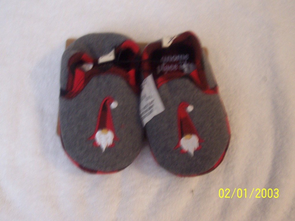 Dakota Fleece “ GNOME PLACE LIKE HOME “ Boys Girls Slippers Size Infant 6T New
