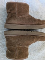 UGG Jona Boot Big Kids Size 4 Fall Winter Suede Snap Closure With Ugg Logo