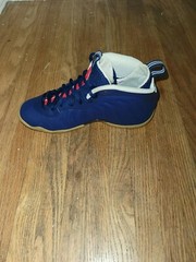 Nike Air Foamposite Pro Blue Void University Red 644792-405 Youth 7 / Women 8.5