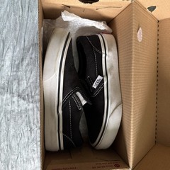 Size 12 Youth Unisex Vans Classic Slip-On Black/White Sneakers Shoes VN000ZBU6BT