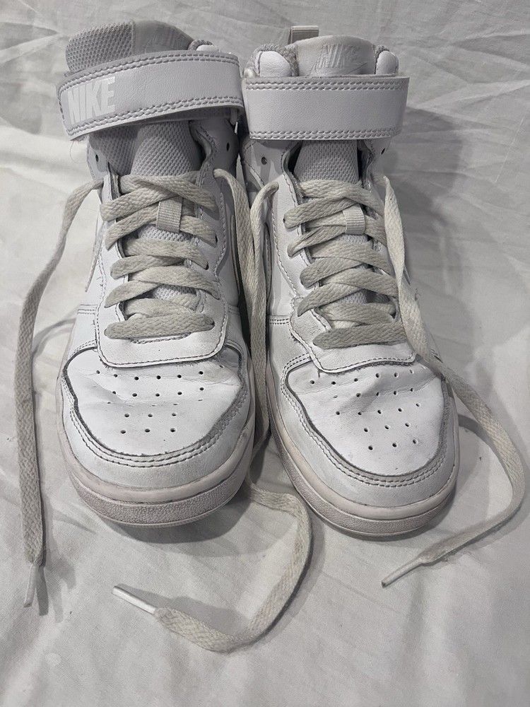 NIKE CD7782-100 – All Day Play High Top, Youth Size 5Y- White