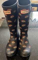 Hunter Boots Girls 3 First Classic Mini Rainbow Print Wellies Black Mid-Calf