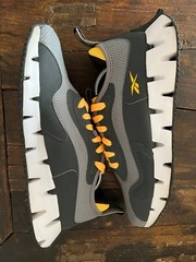 Reebok Zig Dynamica Running Sneakers Youth Big Kid (Boy) 5.5