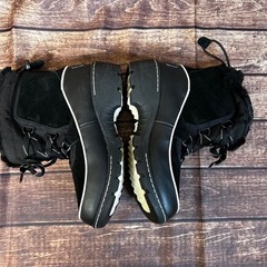 Sorel Whitney Short Lace Black Waterproof Winter Boots Faux Fur Size 3