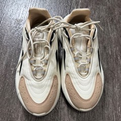 Adidas Ozelia J Wonder White Magic Beige Black Kids Sneakers Size 4