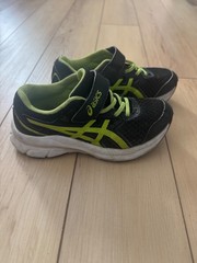 Acisc Basic Sneakers Kids Size 13 Used Black and Bright Green