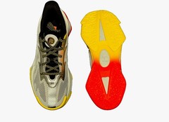 Under Armour Curry Series 7 – Iron sharpens Iron – Size 7Y