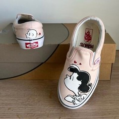 RARE Vans x Peanuts Classic Slip-On Smack/Pearl Kids Sneakers- SZ 1.5 Y