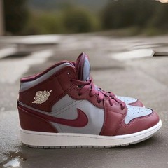 Air Jordan 1 Mid Crimson White Gray Size 7Y 8.5 Womens Retro Alabama Roll Tide