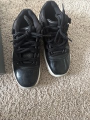 Size 4.5 (GS) – Jordan 11 Retro Low 72-10