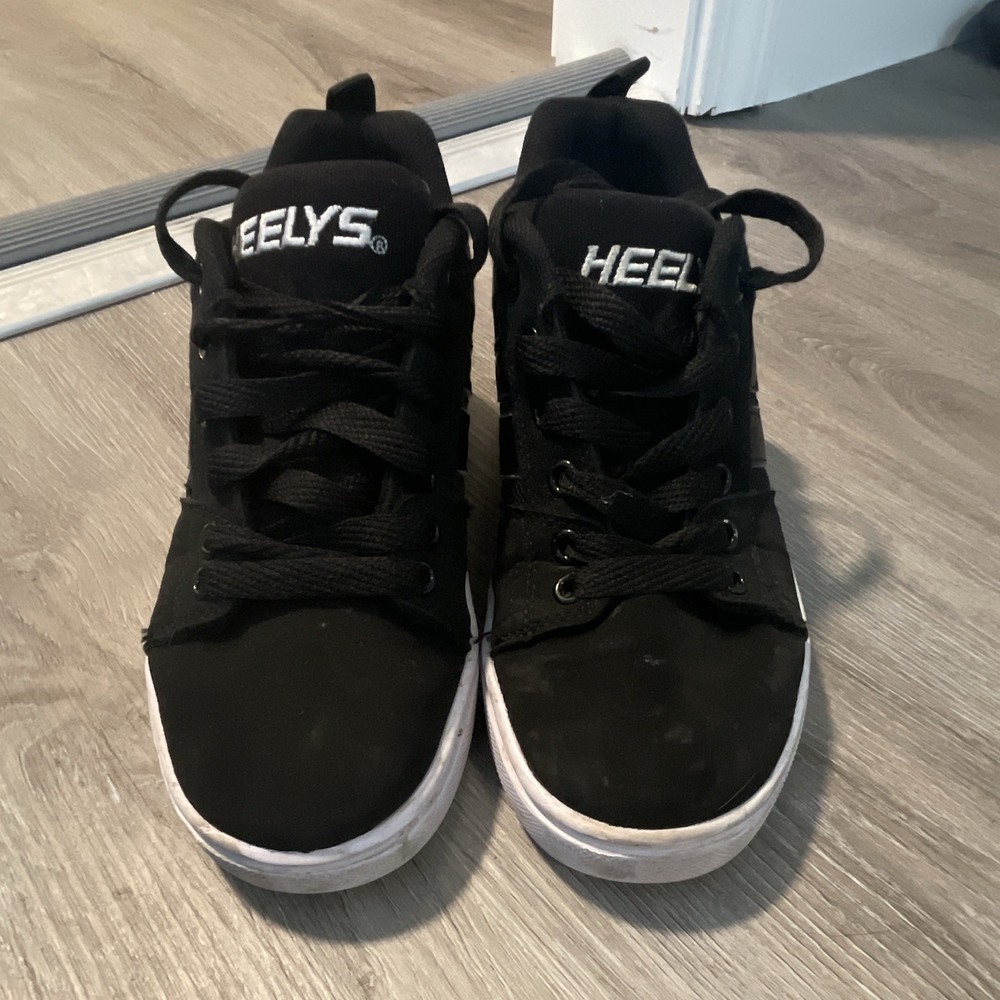 Youth Heelys