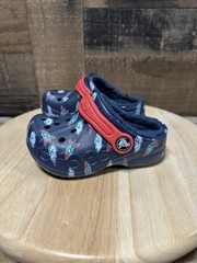 Crocs Kids Lined Clogs Rockets Planes Navy Blue Red Fleece Size C7 Toddler