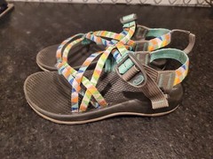 Chacos Youth Size 4 Multicolor Geometric Adjustable Straps