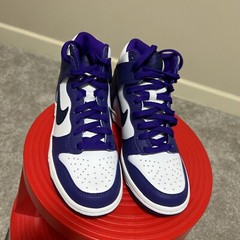 Kids 4.5 NEW White/midnight Navy Blanc/marine Minuit