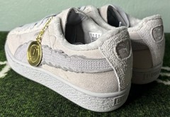 US Youth 7/M 7/W 8.5 – One Piece x Puma Suede GS “Straw Hat Luffy” 396720-01
