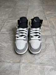 Air Jordan 1 Mid SE Craft White Cement Grey Black GS Shoe Size 7Y FD9091-002