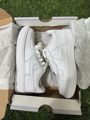 Nike Air Force 1 Low LE Triple White (GS) FV5951-111 Size Youth Boys U.S. 2.5