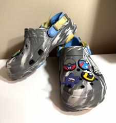 Kids Iconic Crocs Comfort Clog Sandals 12C Gray White Strap w Pokemon Charms!