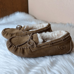 UGG Kids Dakota Slippers Size 2