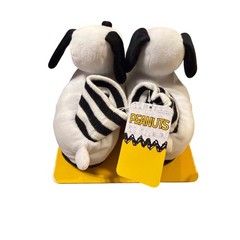 Peanuts Snoopy Kids Plush Slippers White Black 3D Character Size 9/10 NWT